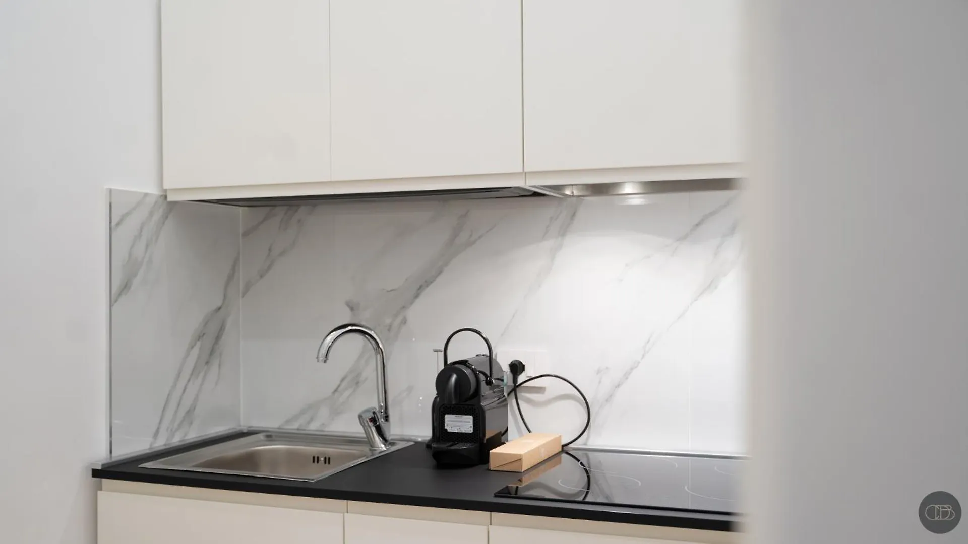 Cdb Apartments Naples Italy