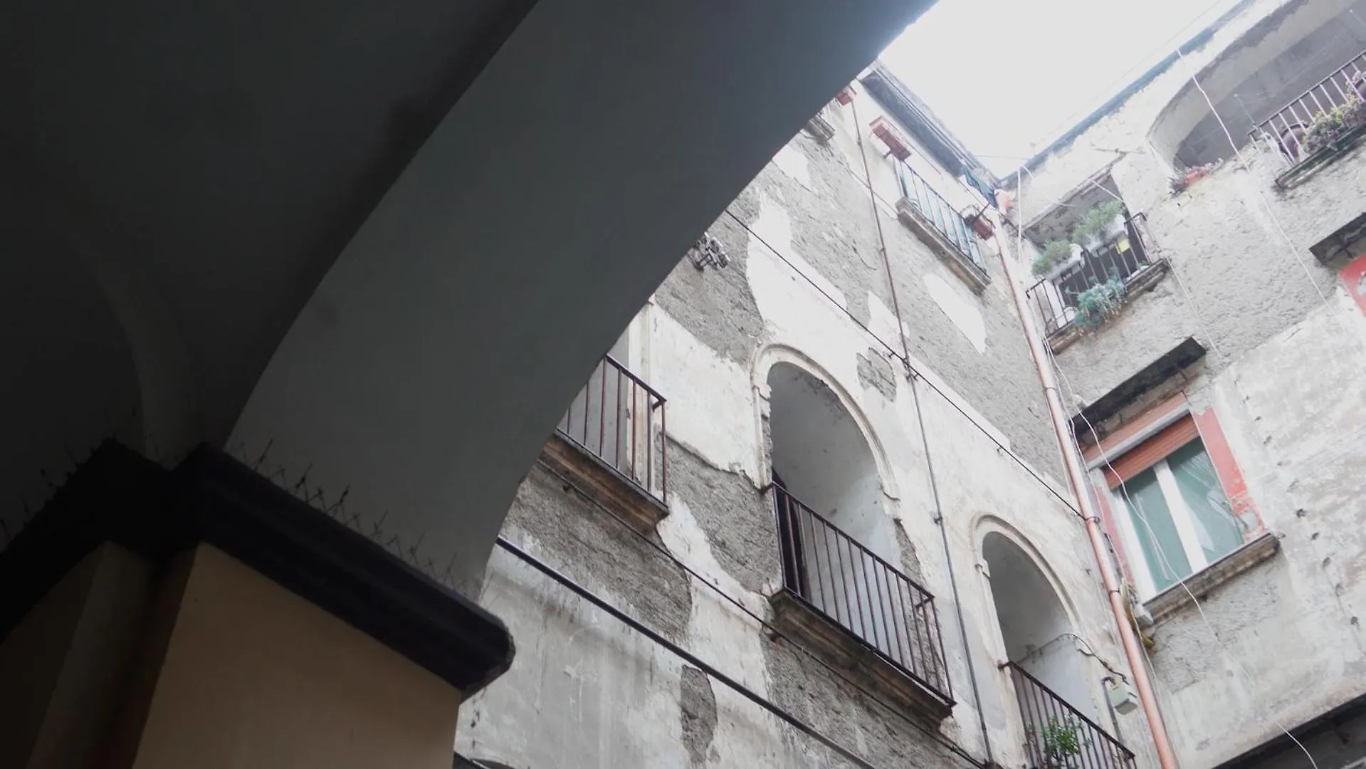 Cdb Apartments Naples Italy